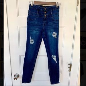 High Waisted Jeans